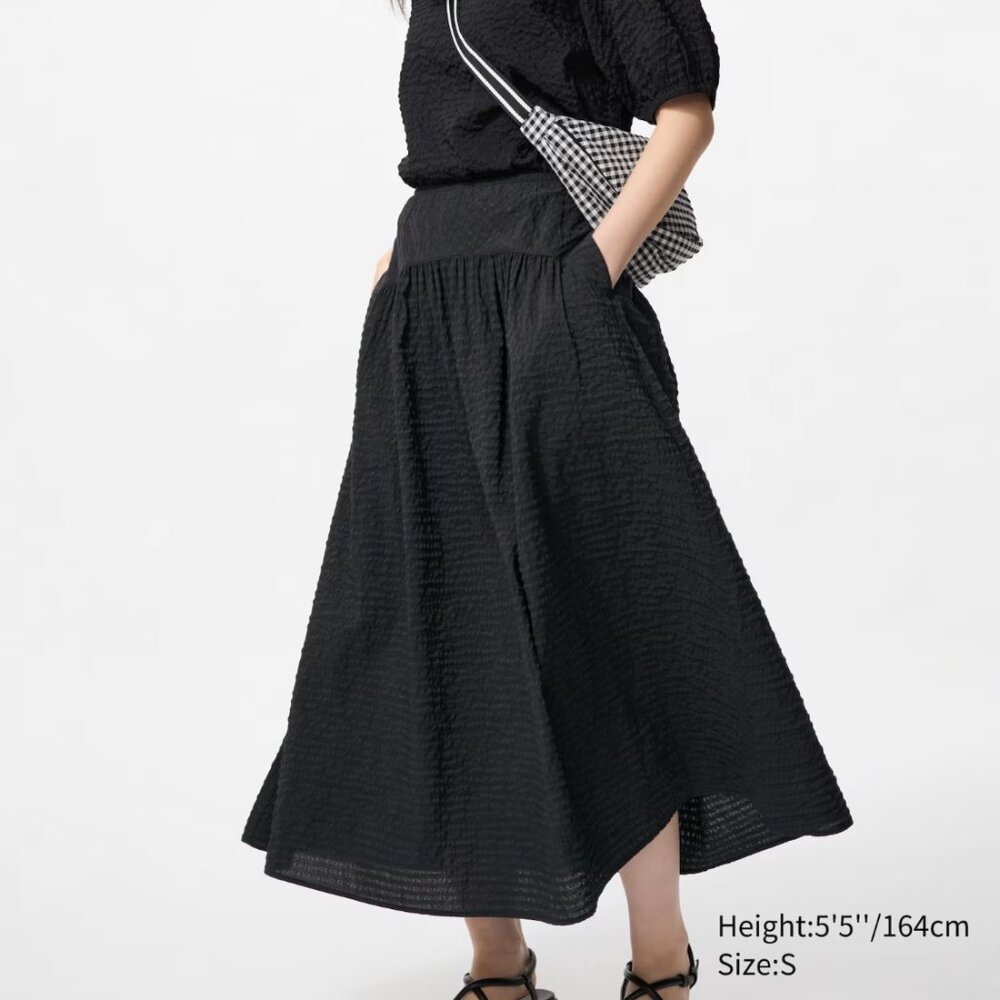 NWT Uniqlo Seersucker Volume Skirt XXS Black